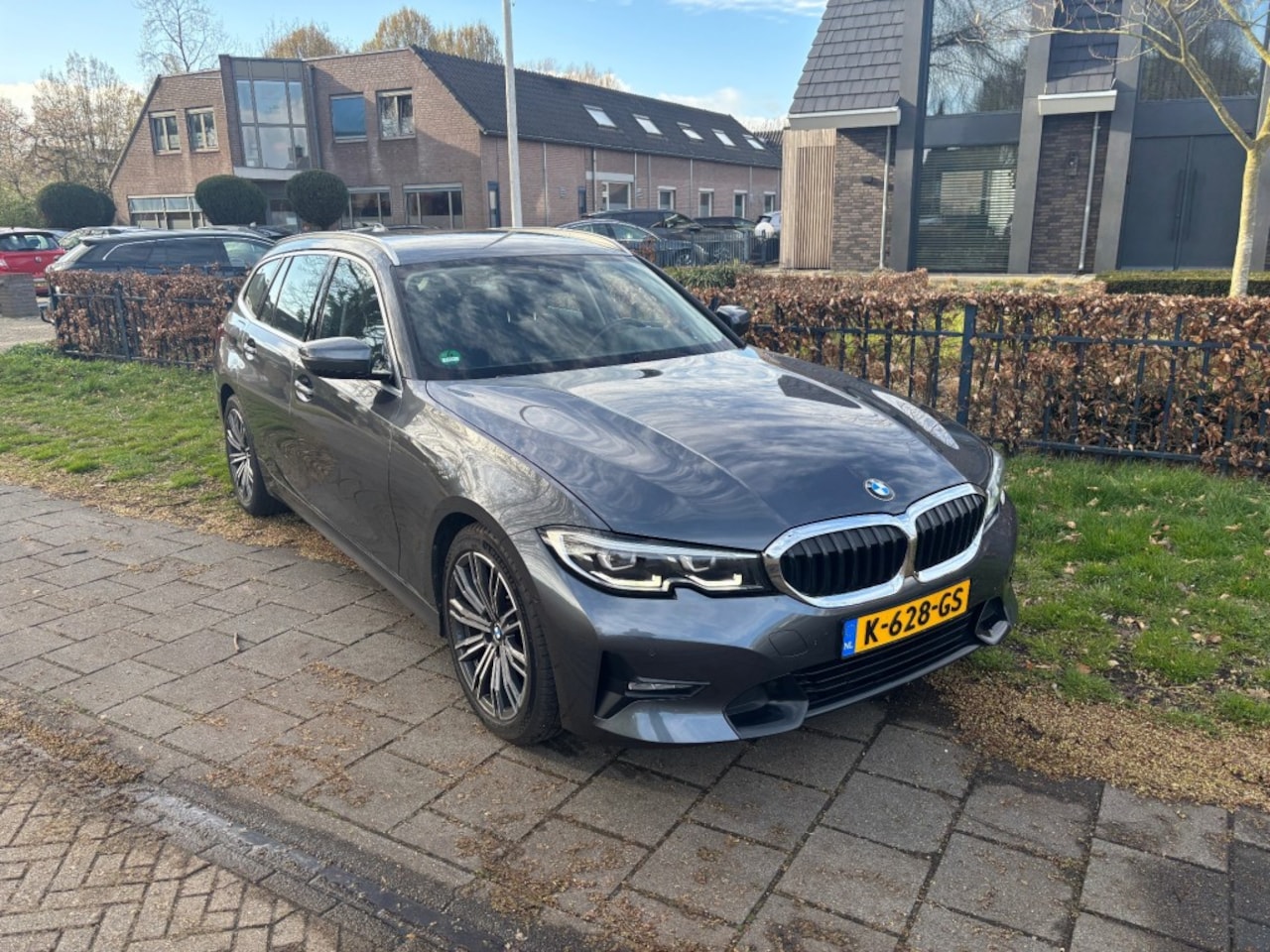 BMW 3-serie - 184 PK ,G21,Sportline,Navi Prof,Hifi,DAB,Keyless Entry,Led koplampen,Alarm - AutoWereld.nl