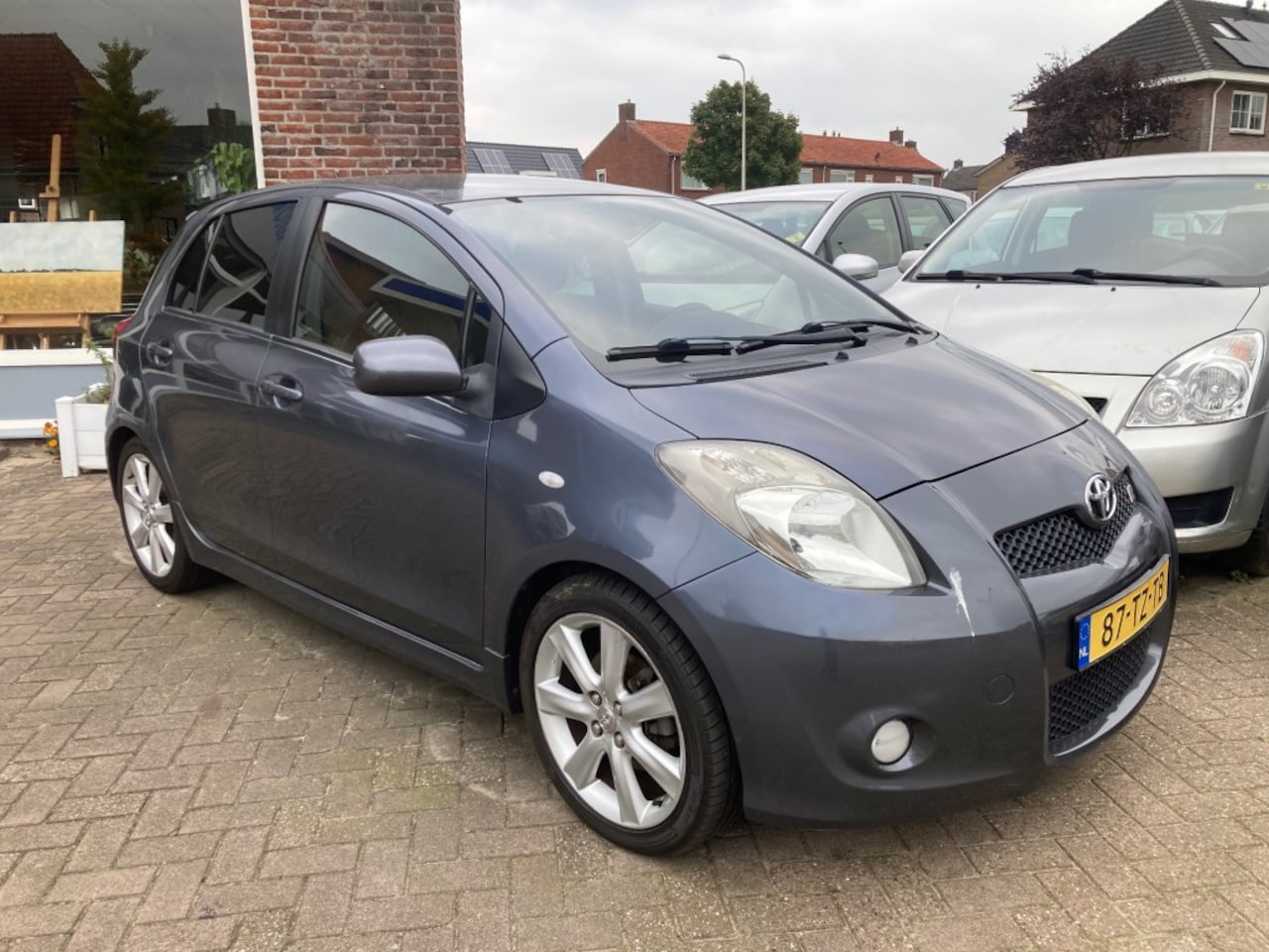 Toyota Yaris - 1.8 VVT-i T-Sport 5 Deurs LeerOnly EXPORT - AutoWereld.nl