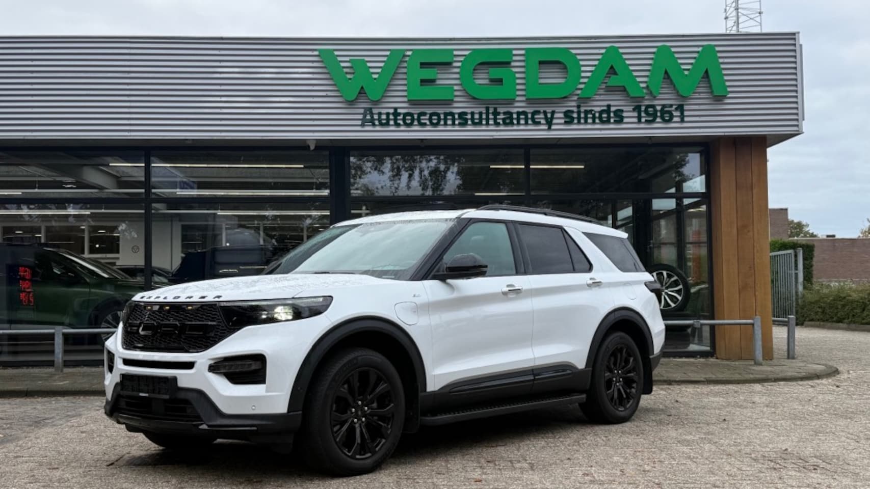 Ford Explorer - 3.0 V6 EB PHEV ST-LINE BLACK EDITION / RAPTOR GRILL - AutoWereld.nl