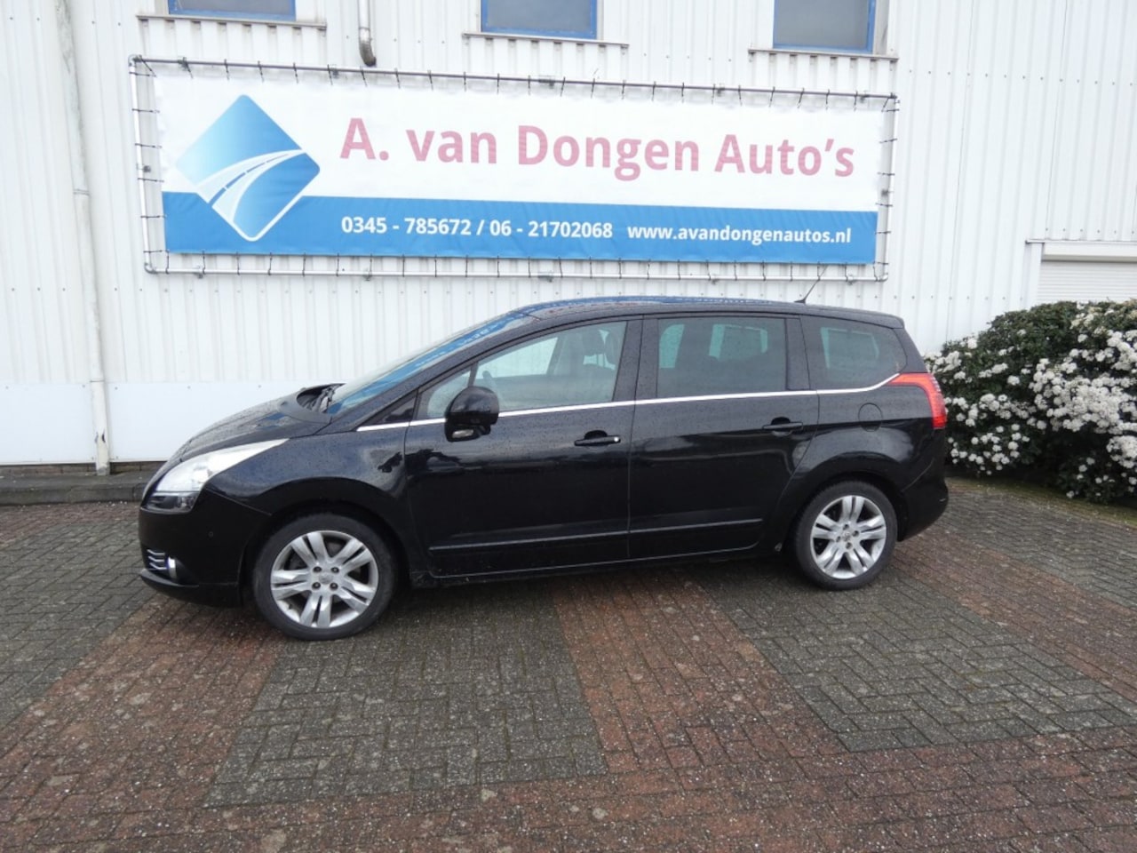Peugeot 5008 - 1.6 THP GT 7P.Leer,Pano,Navi,Stoelverw - AutoWereld.nl