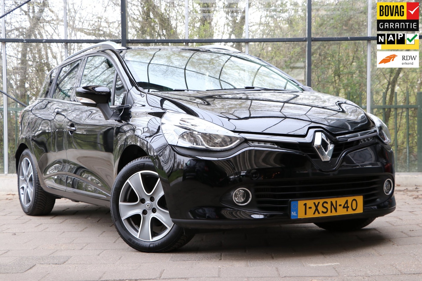Renault Clio Estate - 0.9 TCe Night&Day / Cruise Control / Trekhaak / Eerste eigenaar / All-in prijs! / 12mnd Bo - AutoWereld.nl