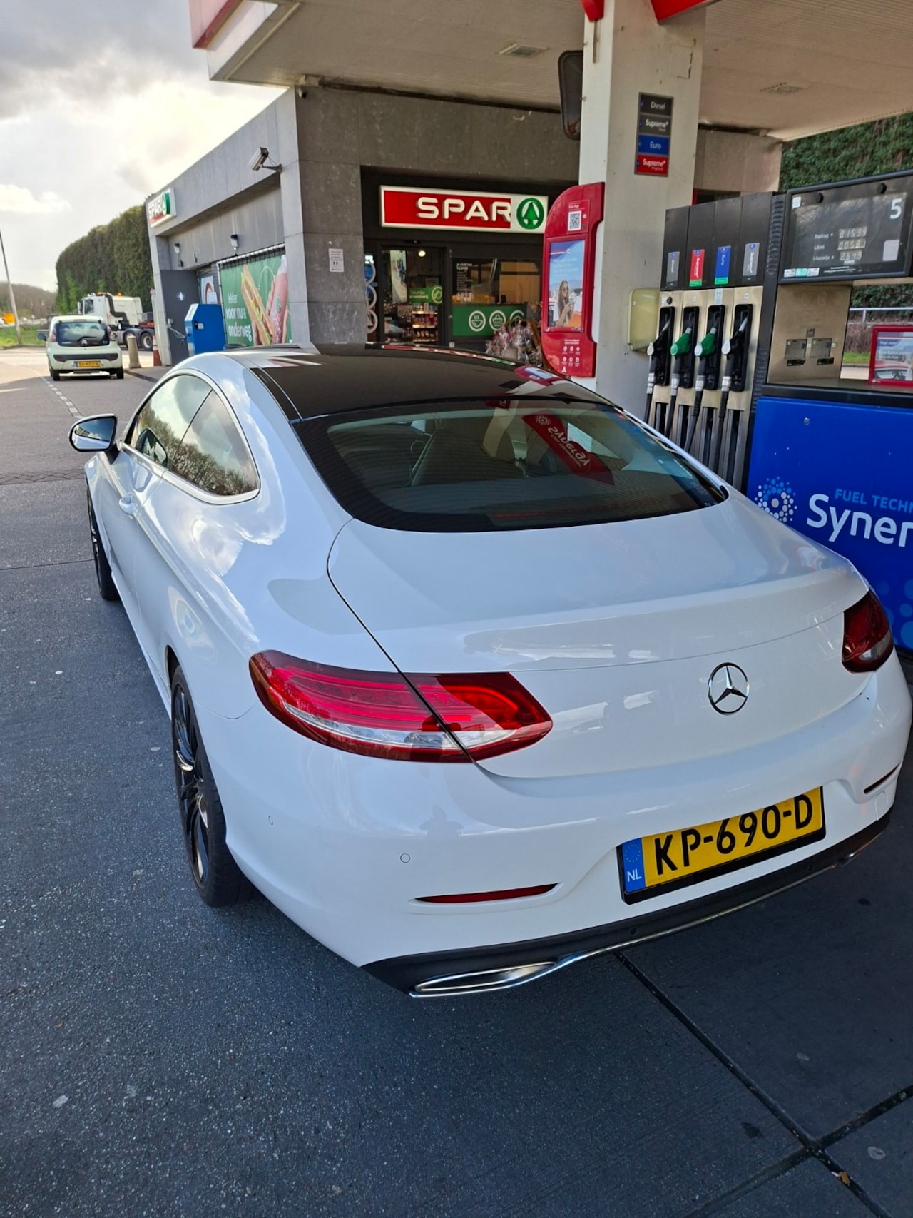 Mercedes-Benz C-klasse Coupé - 180 Ambition Nu of nóóit - AutoWereld.nl