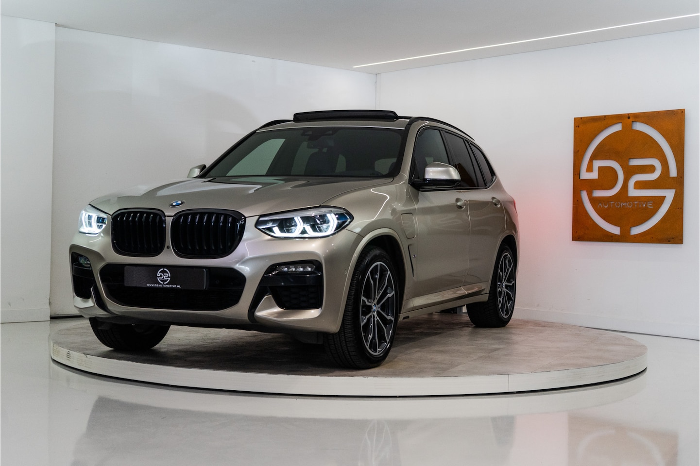 BMW X3 - xDrive30e High Executive M-Sport 292PK | Harman/Kardon | Pano | Performance stoelen | VOL! - AutoWereld.nl