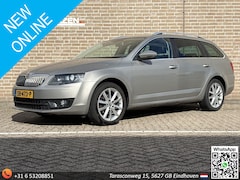 Skoda Octavia Combi - 2.0 TDI Greentech Elegance | Leder | Climate | Cruise | Navi | PDC | Stoelverwarming | APK