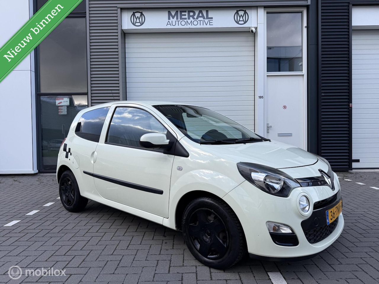 Renault Twingo - 1.2 16V Collection Airco NAP Cruisectrl - AutoWereld.nl