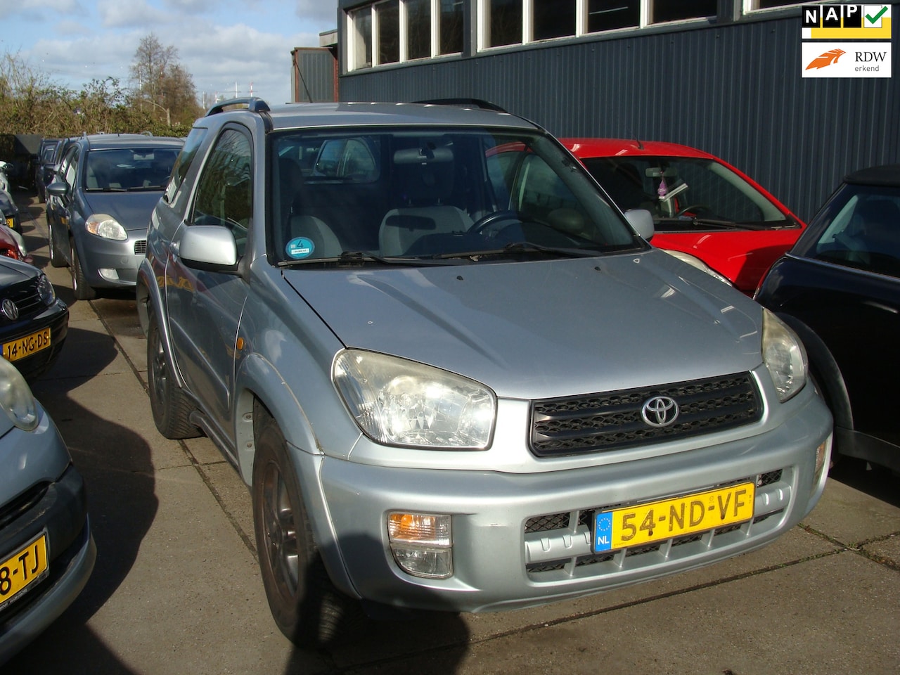 Toyota RAV4 - 1.8-16V VVT-i Sol st bekr airco elek pak nap apk - AutoWereld.nl