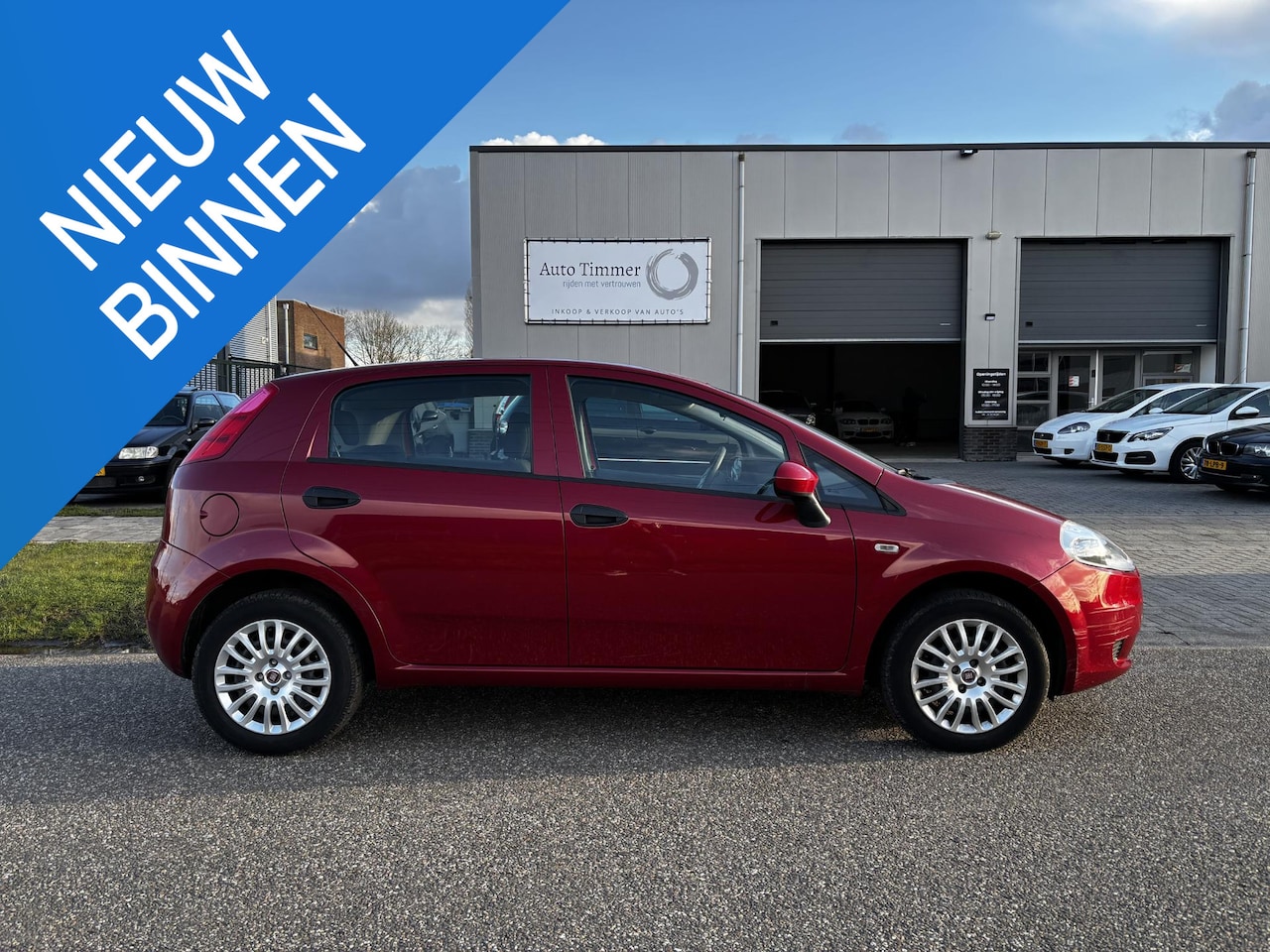 Fiat Grande Punto - 1.4 Actual UNIEK 31.000 KM EERSTE EIGENAAR!!! - AutoWereld.nl