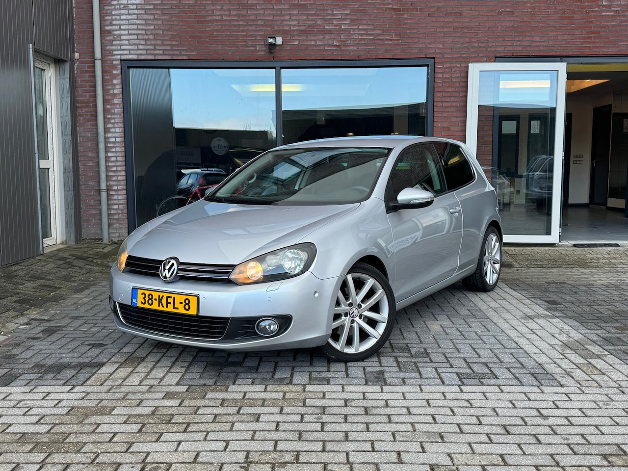 Volkswagen Golf - 1.4 TSI Highline | Autm | Leer | Stoelverwarming | PDC | - AutoWereld.nl