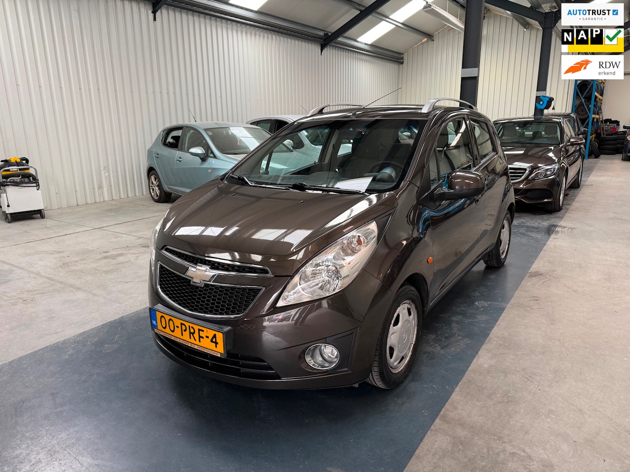 Chevrolet Spark - 1.0 16V LS LAGE KM/AIRCO/NAP/APK - AutoWereld.nl