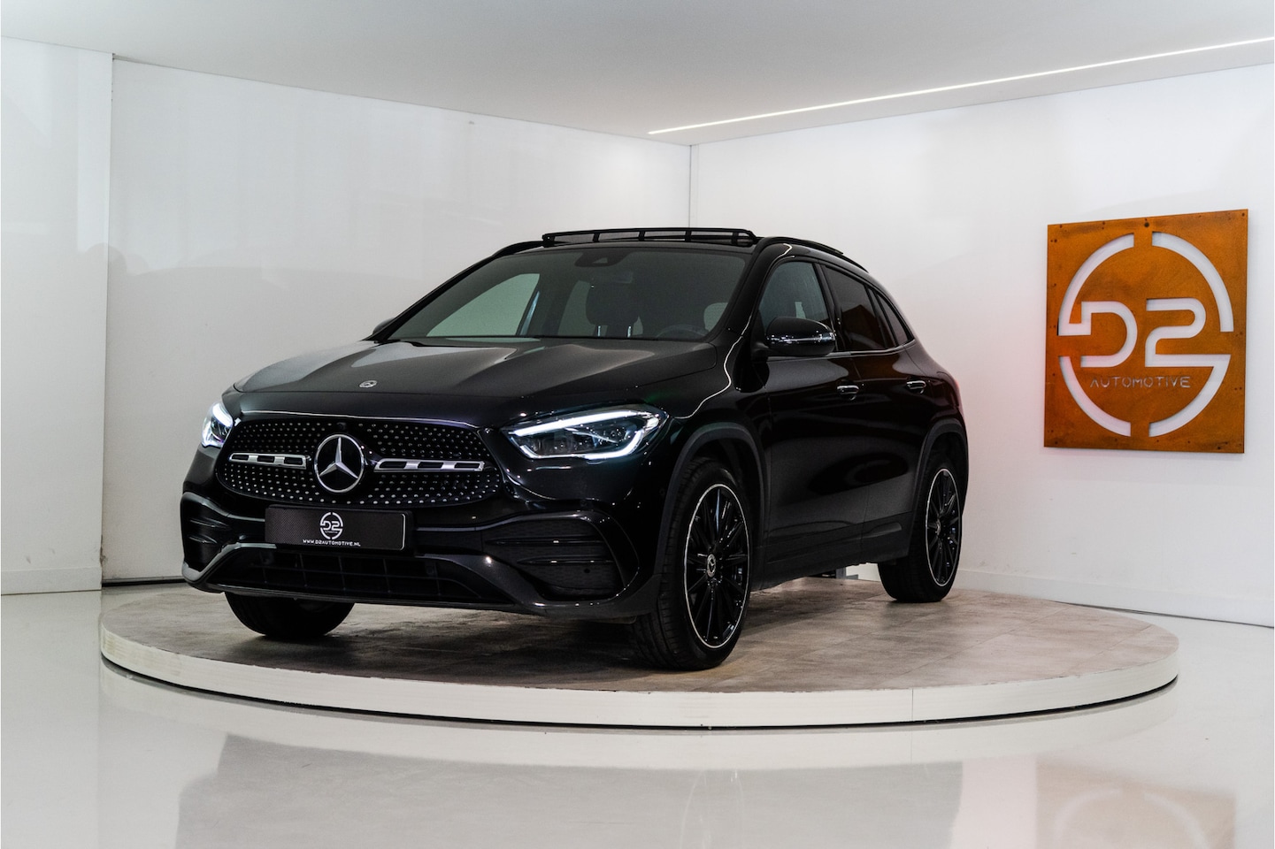 Mercedes-Benz GLA-Klasse - 250 e AMG 218PK | Pano | Sfeer | Carbon | Keyless | Stoelverw. | 12 MND Garantie - AutoWereld.nl