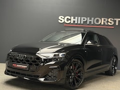 Audi Q8 - Q8 55 Tfsi S-LINE Competiton 23 inch soft close RS zetels head-up trekhaak