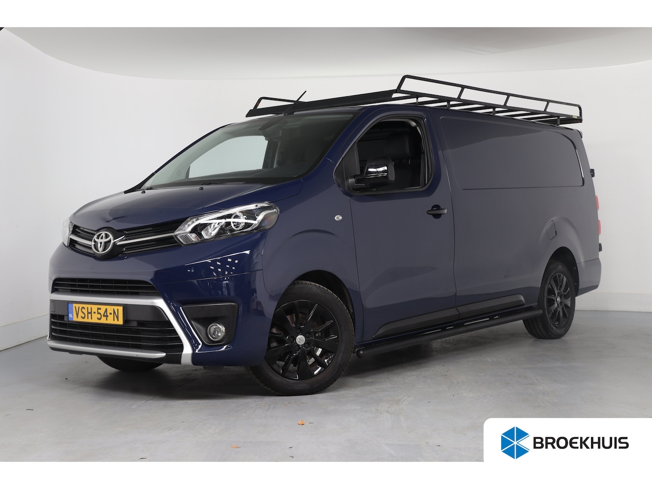 Toyota ProAce Worker - 2.0 AUTOMAAT D-4D Black Line Long | Trekhaak | Leder | Navigatie | Climate Controle | Appl - AutoWereld.nl