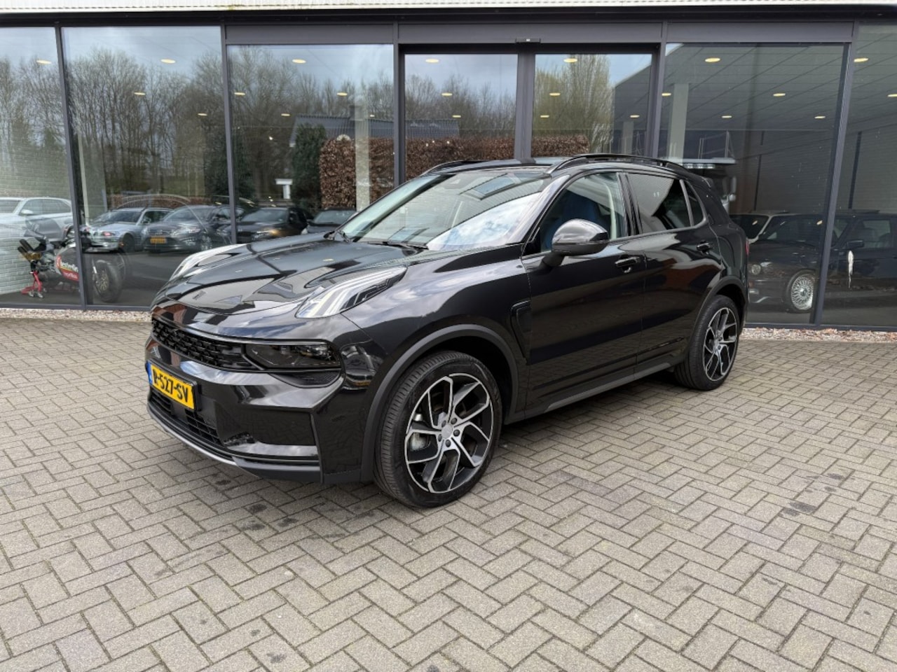 Lynk & Co 01 - 1.5 261pk PHEV,Pano,Carplay,Cam360,BLIS,Memory,Lane Ass.,Stoelverw,LED,Infinity HiFi - AutoWereld.nl