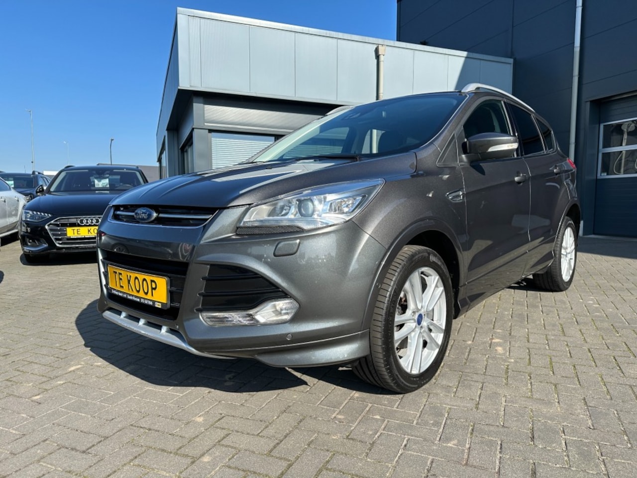 Ford Kuga - 1.5 EcoBoost Trend Navi Camera stoelverw. 150 PK - AutoWereld.nl