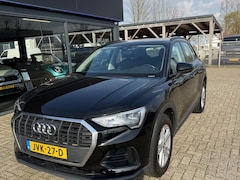 Audi Q3 - 35 TFSI S Line Q3 35 TFSI S Line