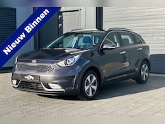 Kia Niro - 1.6 GDi Hybrid DynamicLine TREKHAAK CAMERA NAVI