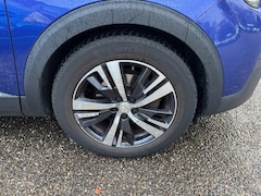 Peugeot 3008 - ALLURE 1.6TURBO-165pk AUTOMAAT(EAT6) NAVI/CAMERA/LMV18/KEYLESS/EL.AKLEP/TREKHAAK/IDEALE CA
