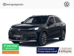 Volkswagen T-Roc - Life First Edition 1.5 eTSI 116 PK | Trekhaak | Stoel- & Stuurverwarming | Carplay | Camer