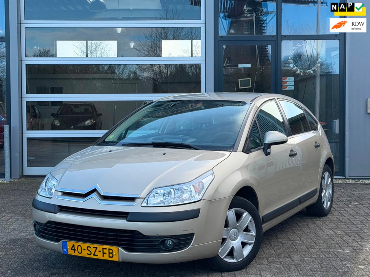 Citroën C4 - 1.6-16V | Airco | Veel Opties - AutoWereld.nl