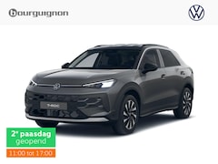 Volkswagen T-Roc - Life First Edition 1.5 eTSI 116 PK | Trekhaak | Stoel- & Stuurverwarming | Carplay | Camer