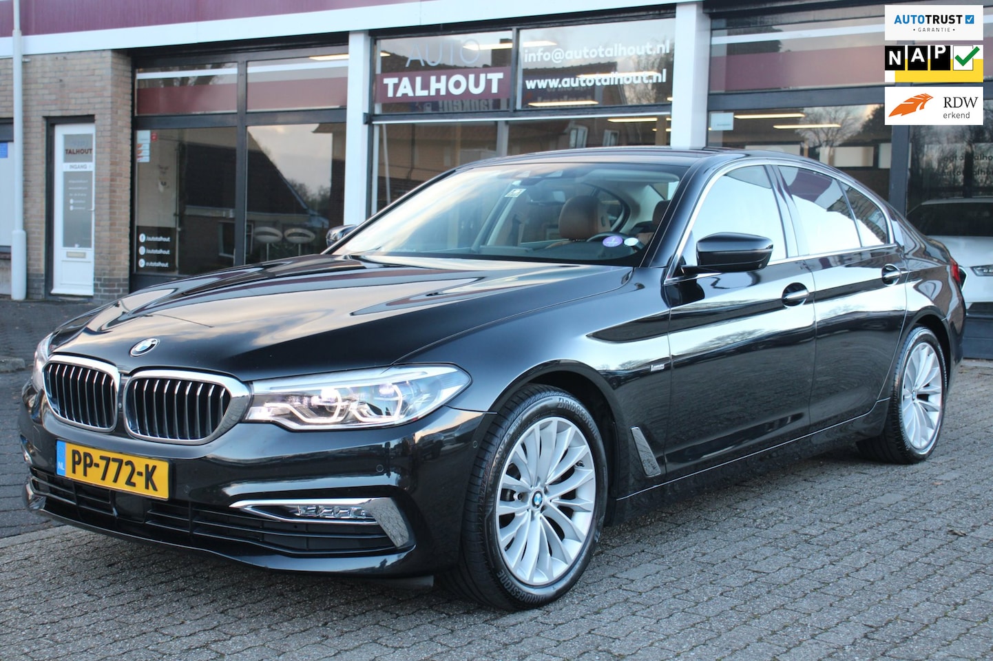 BMW 5-serie - 520i High Executive | Automaat, 360 Camera, Memory stoelen, Adaptieve Cruise Control - AutoWereld.nl