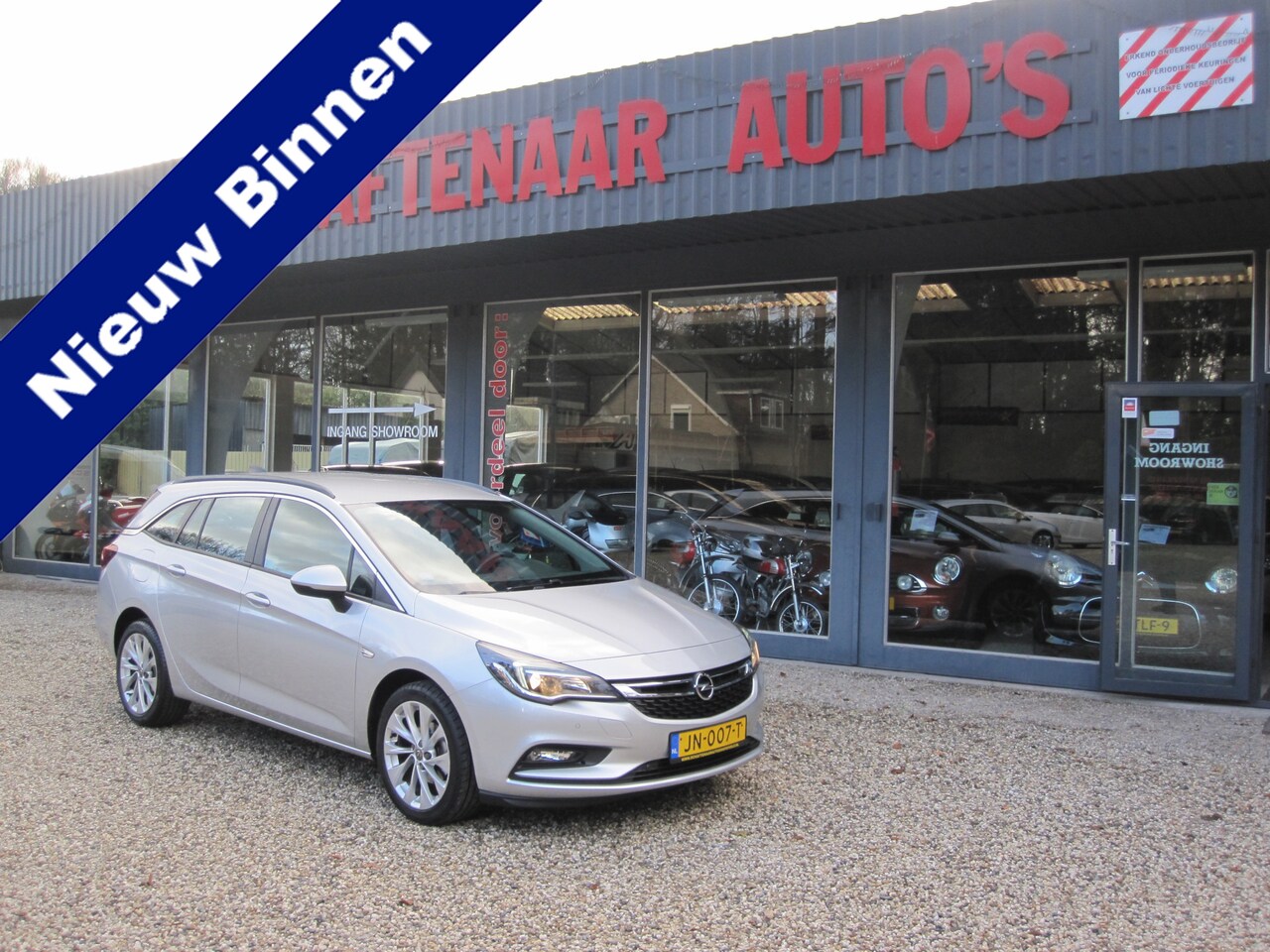 Opel Astra Sports Tourer - 1.0 Edition zeer mooi en lux apk 31-01-2027 - AutoWereld.nl