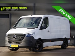 Mercedes-Benz Sprinter - 319 3.0 CDI V6 L2H1 AUT. LED, 2.8T TREKHAAK, STANDKACHEL, CAMERA, NAVI, CLIMA