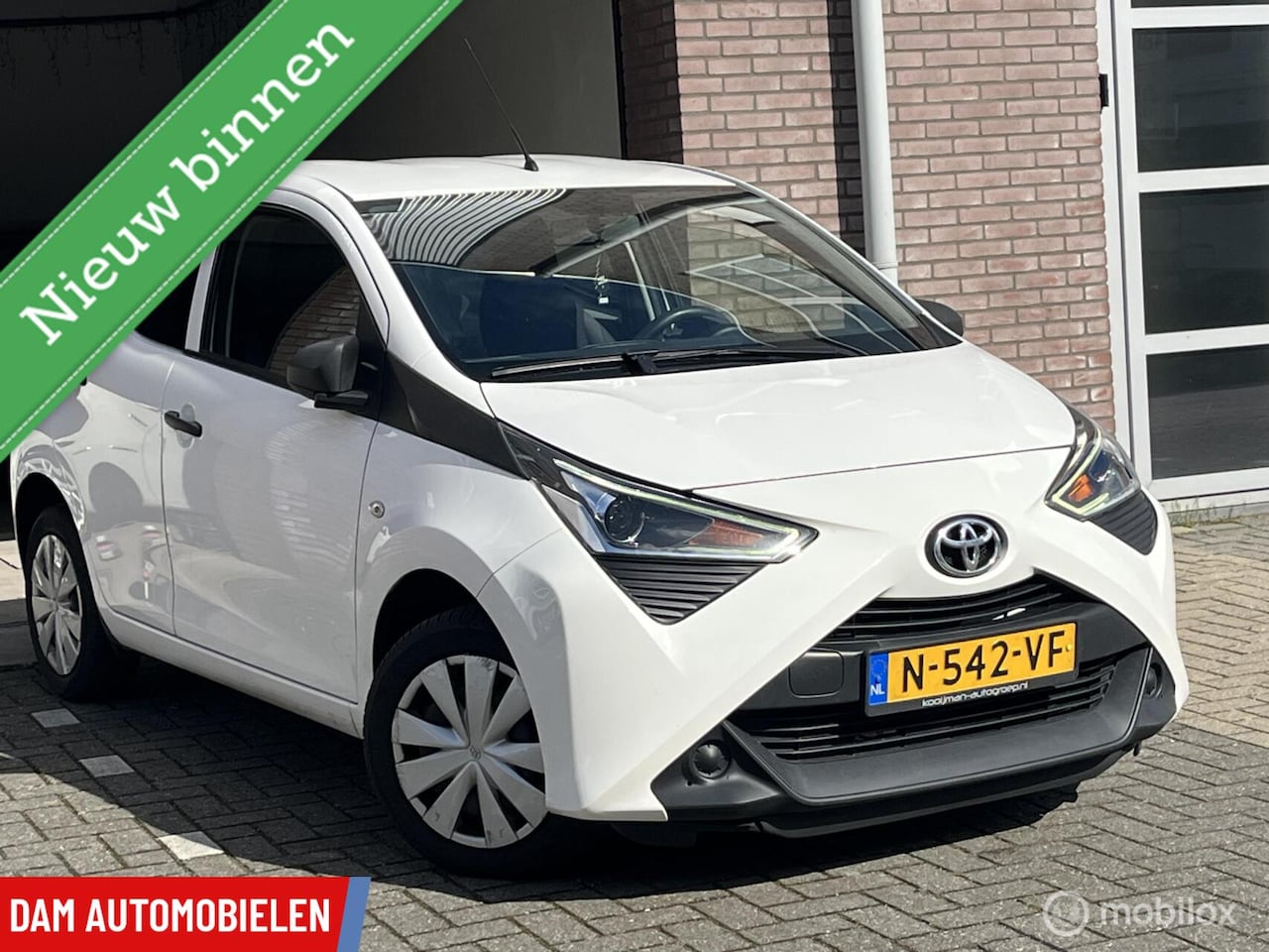 Toyota Aygo X - X-fun 1.0 BJ 2022, 1e eig, Airco, LED, Dealer onderhouden! - AutoWereld.nl
