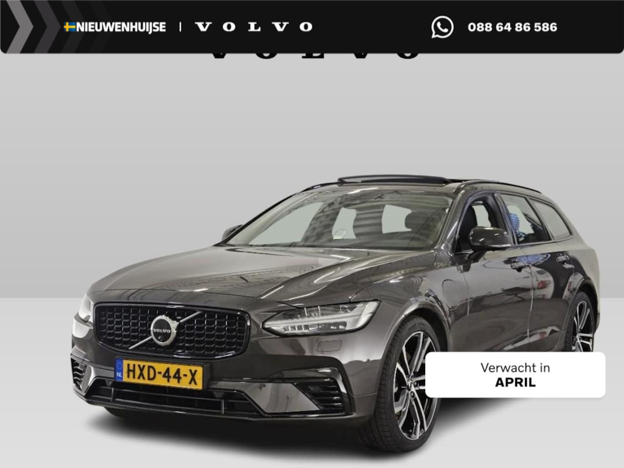 Volvo V90 - 2.0 T8 Plug-in hybrid AWD Ultra Dark | Gelaagd glas | Trekhaak | Luchtvering | Bowers & Wi - AutoWereld.nl