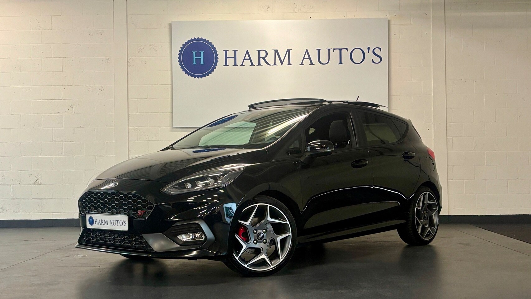 Ford Fiesta - 1.5 EcoBoost ST-3 200pk Pano / Navi / Cruise / PDC / LED / Clima - AutoWereld.nl