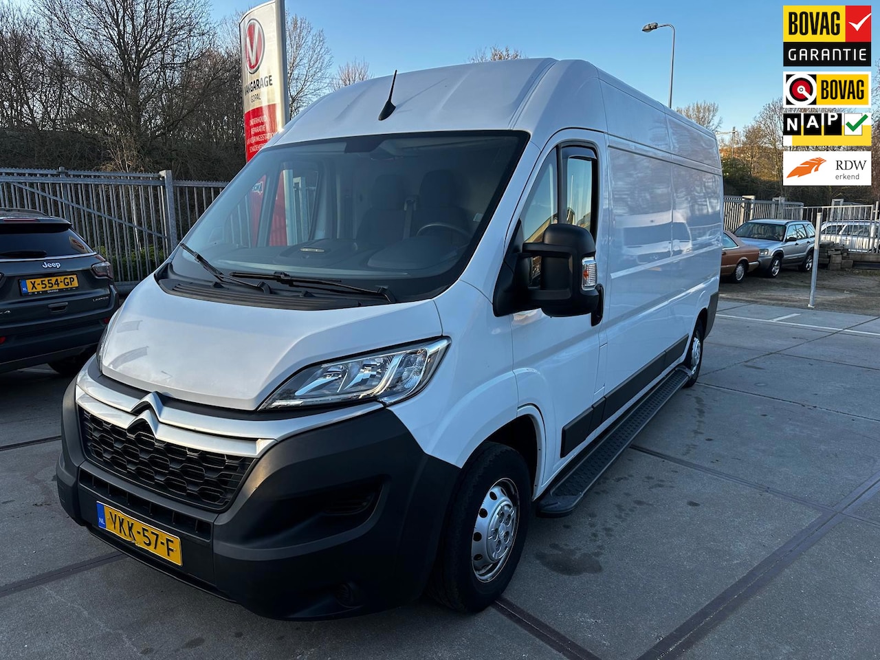 Citroën Jumper - 33 2.2 BlueHDi 120 L3H2 Club 33 2.2 BlueHDi 120 L3H2 Club - AutoWereld.nl