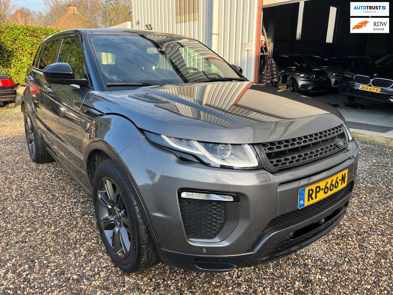 Land Rover Range Rover Evoque - 2.0 TD4 AUT HSE Dynamic PANODAK.MEMORY.LEER.NAP! - AutoWereld.nl