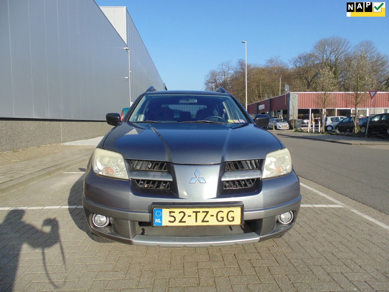 Mitsubishi Outlander Sport - 2.0 Invite+MET AIRCO TOP AUTO - AutoWereld.nl