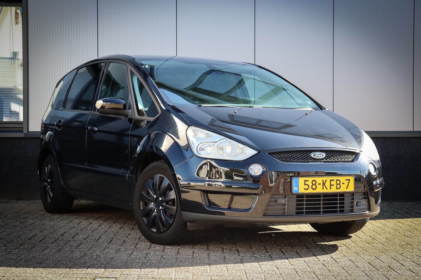 Ford S-Max - 2.0-16V FlexiFuel - AutoWereld.nl
