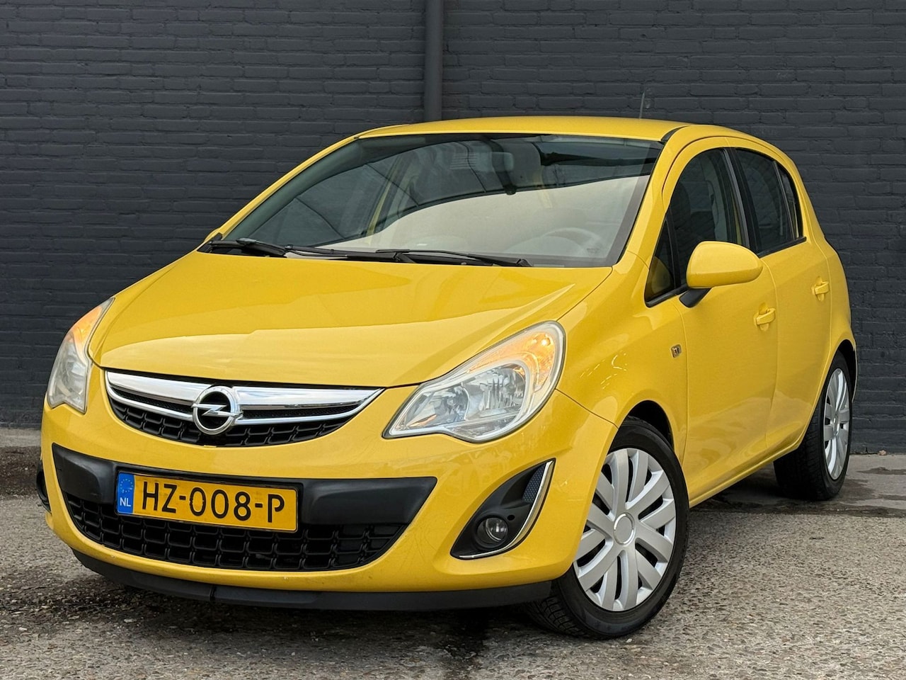 Opel Corsa - 1.4-16V Anniversary Edition AIRCO | CRUISE | ELEK RAMEN | NWE APK - AutoWereld.nl