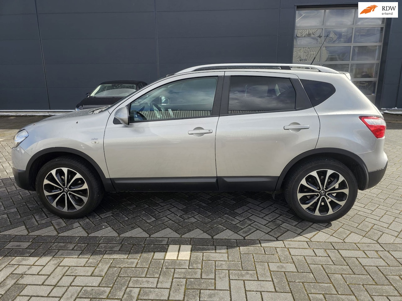 Nissan Qashqai - 1.6 Connect Edition 1.6 Connect Edition - AutoWereld.nl