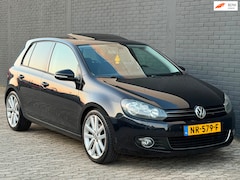 Volkswagen Golf - 1.4 TSI Highline ALCANTARA SCHUIFDAK CARPLAY NAVI TREKHAAK