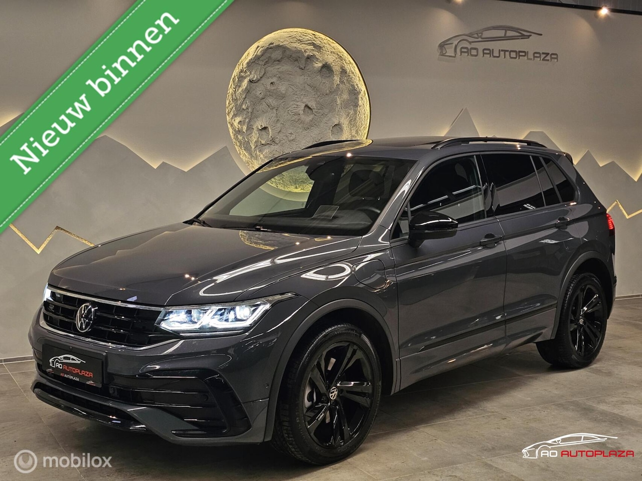 Volkswagen Tiguan - 1.4 TSI eHybrid 3x R-Line Panorama/HUD/Leder/Memory/Keyless - AutoWereld.nl