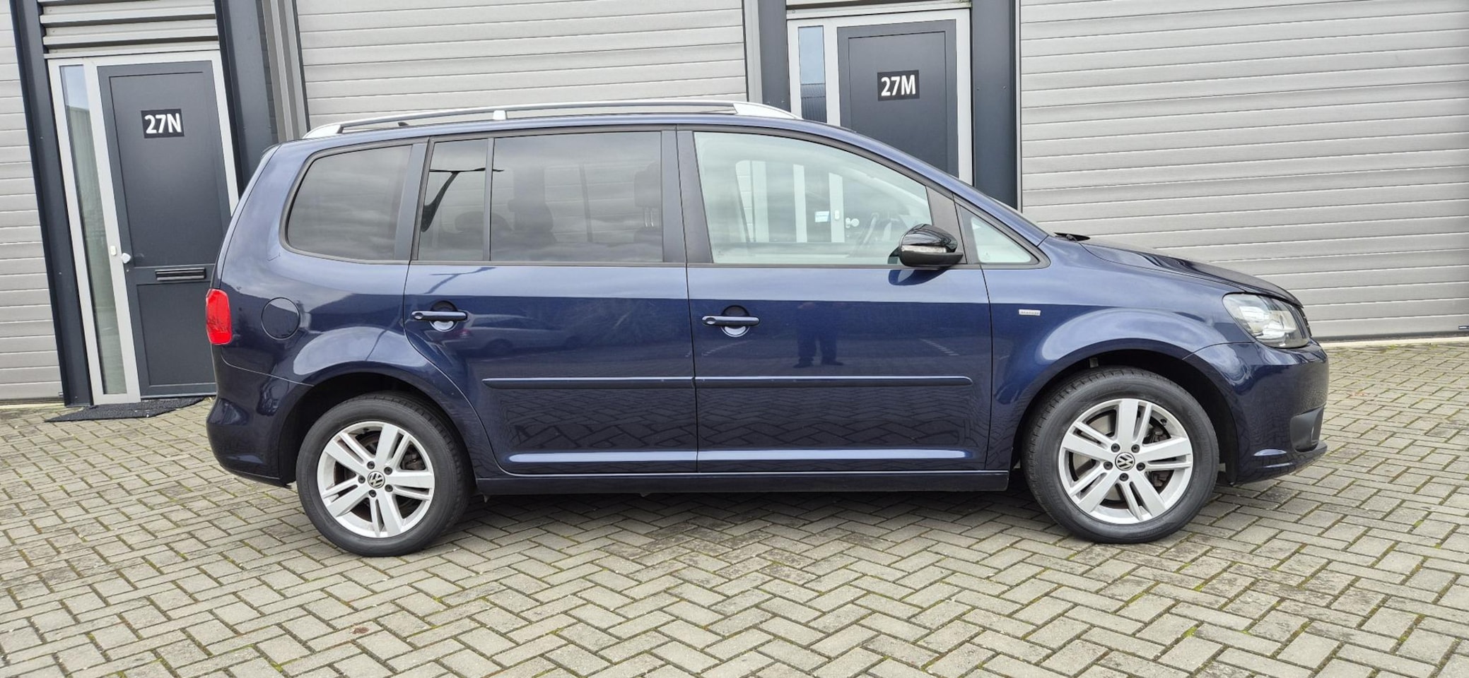 Volkswagen Touran - 1.4 TSI MATCH 7p. Goed onderhouden/alle historie aanwezig Cruise/Clima/Bluethoot/Airco/PDC - AutoWereld.nl