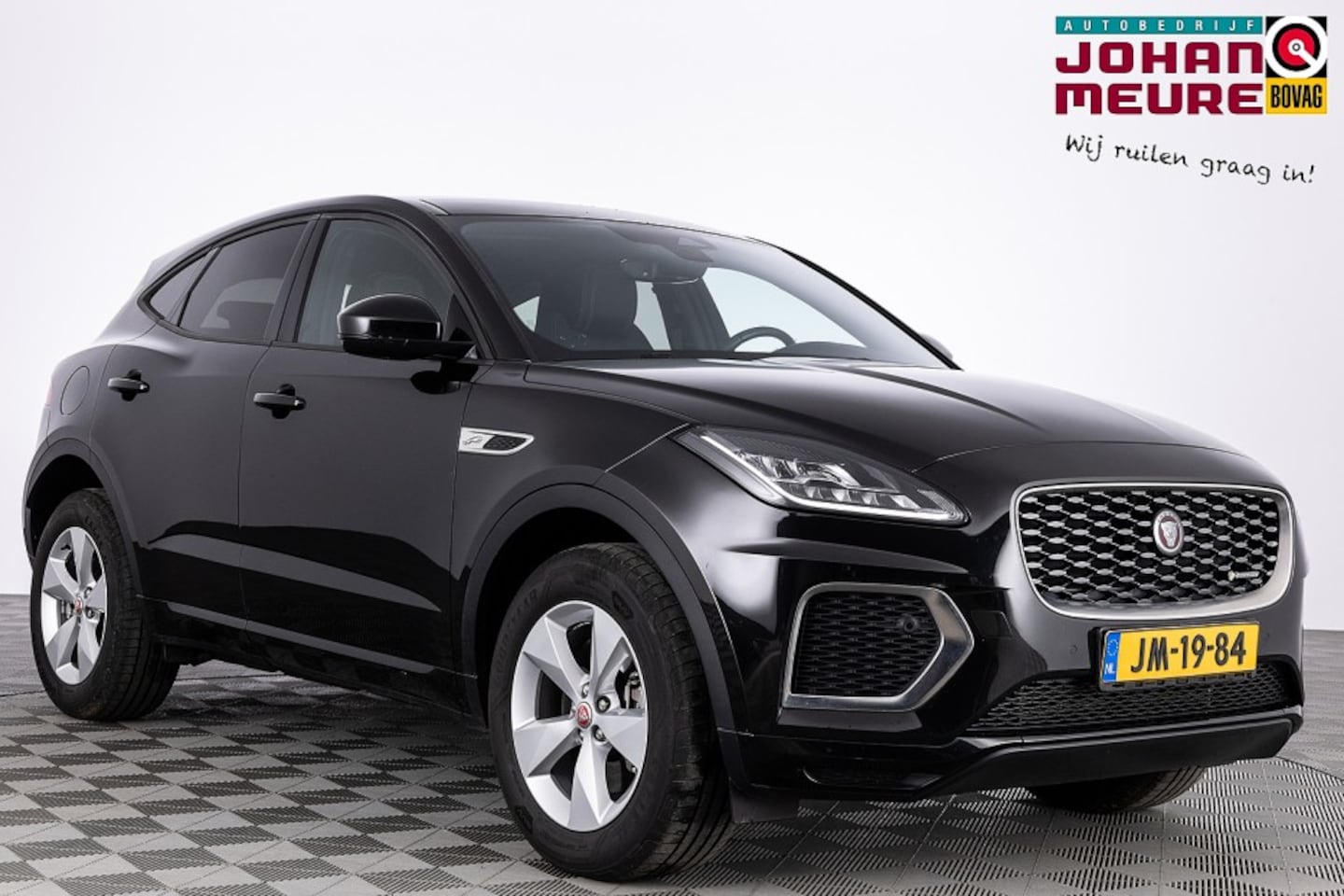 Jaguar E-Pace - 1.5 P300e AWD R-Dynamic S | PANORAMADAK | LEDER | EL. Stoelen - AutoWereld.nl