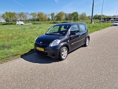 Daihatsu Sirion 2 - 1.3-16V Sport