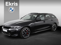 BMW 3-serie Touring - 330e xDrive M Sportpakket Pro | Trekhaak | Panoramadak | Harman Kardon | Active Cruise Con