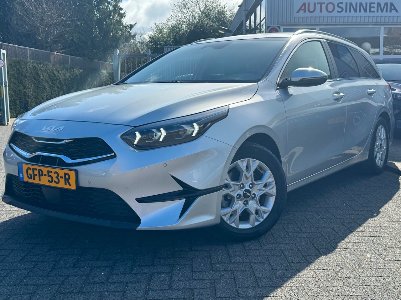 Kia Cee'd Sportswagon - Ceed 1.5 T-GDi DynamicPlusLine | Stoelverwarming | Stuurverwarming | Keyless | Climate | - AutoWereld.nl