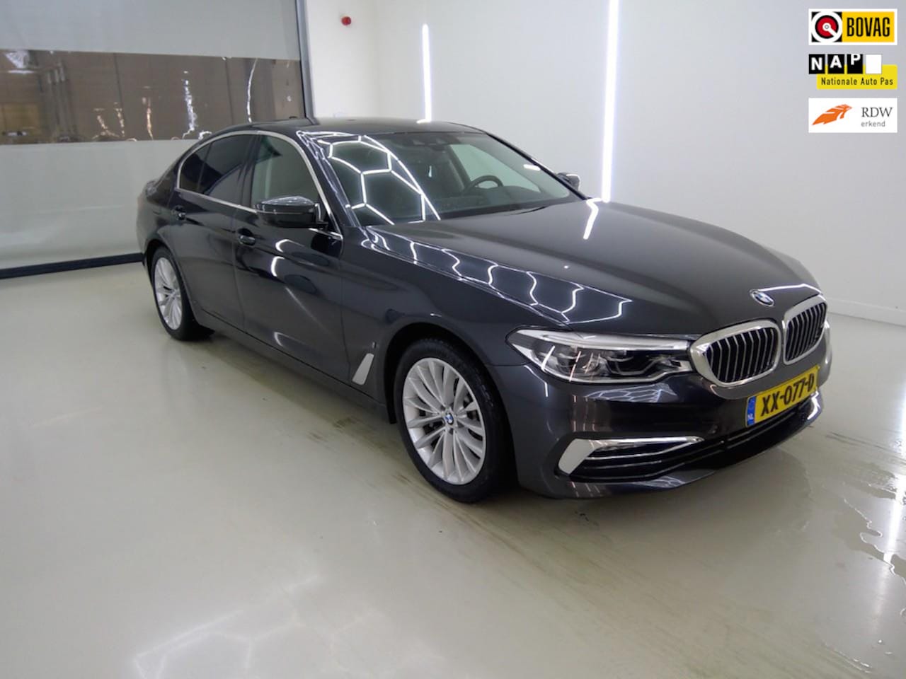 BMW 5-serie - 530e iPerformance High Executive Edition+360-Camera+Luxury+Parking&SafetyPack+Head-up+Elek - AutoWereld.nl