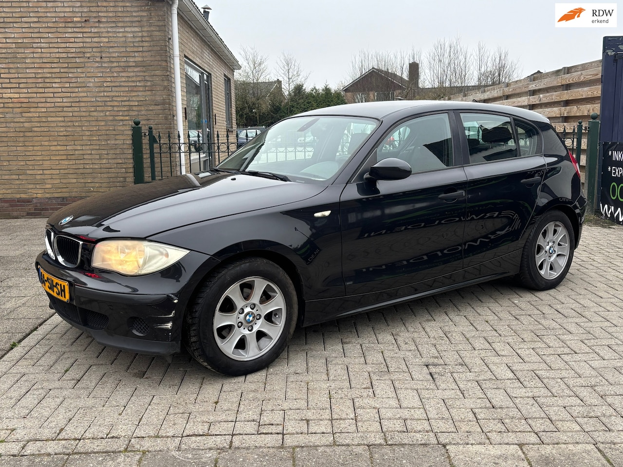 BMW 1-serie - 118d | hobby | handel | export | onderdelen ! - AutoWereld.nl