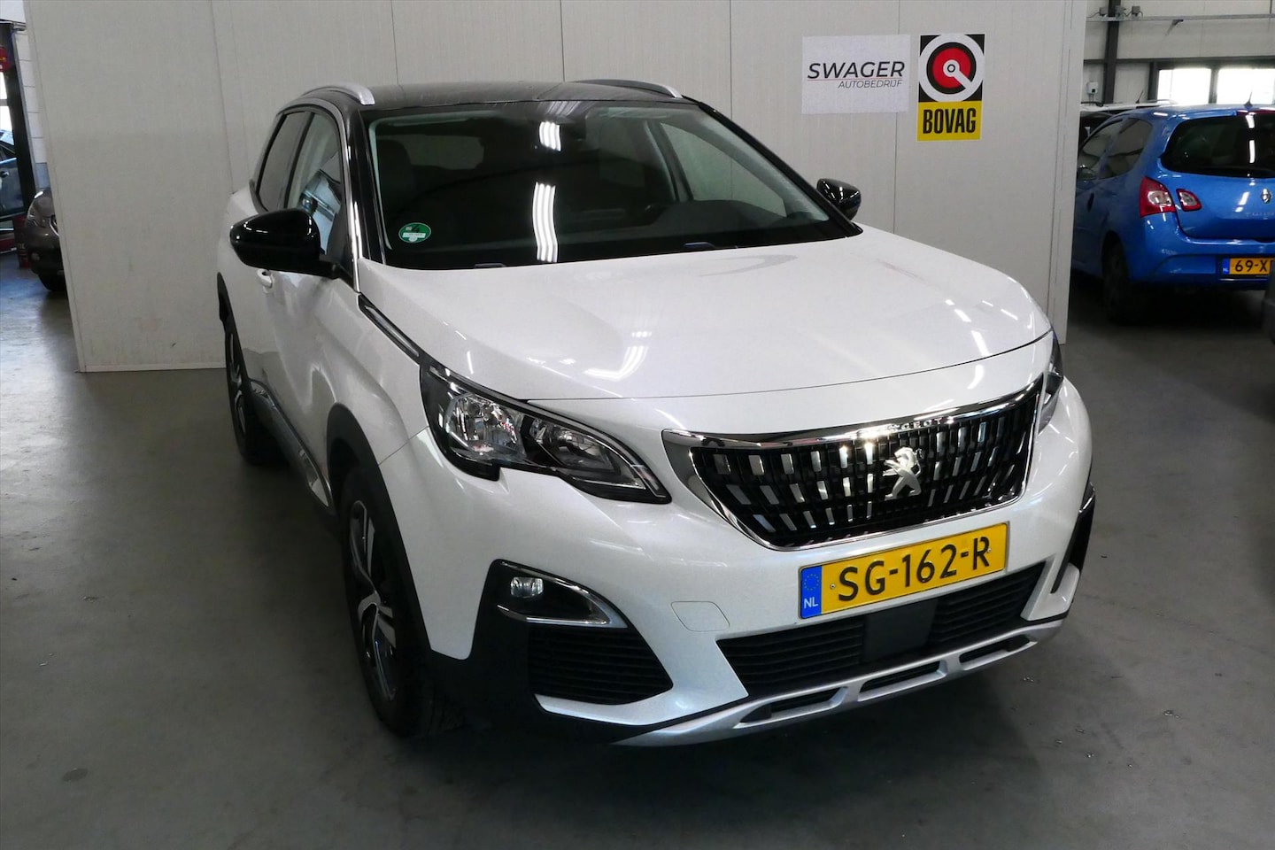 Peugeot 3008 - 1.6 e-THP 165pk EAT Allure - AutoWereld.nl