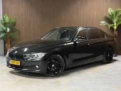 BMW 3-serie - 320i EDE High Exec