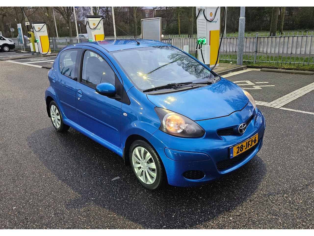 Toyota Aygo - 1.0-12V Dynamic Blue airco APK - AutoWereld.nl
