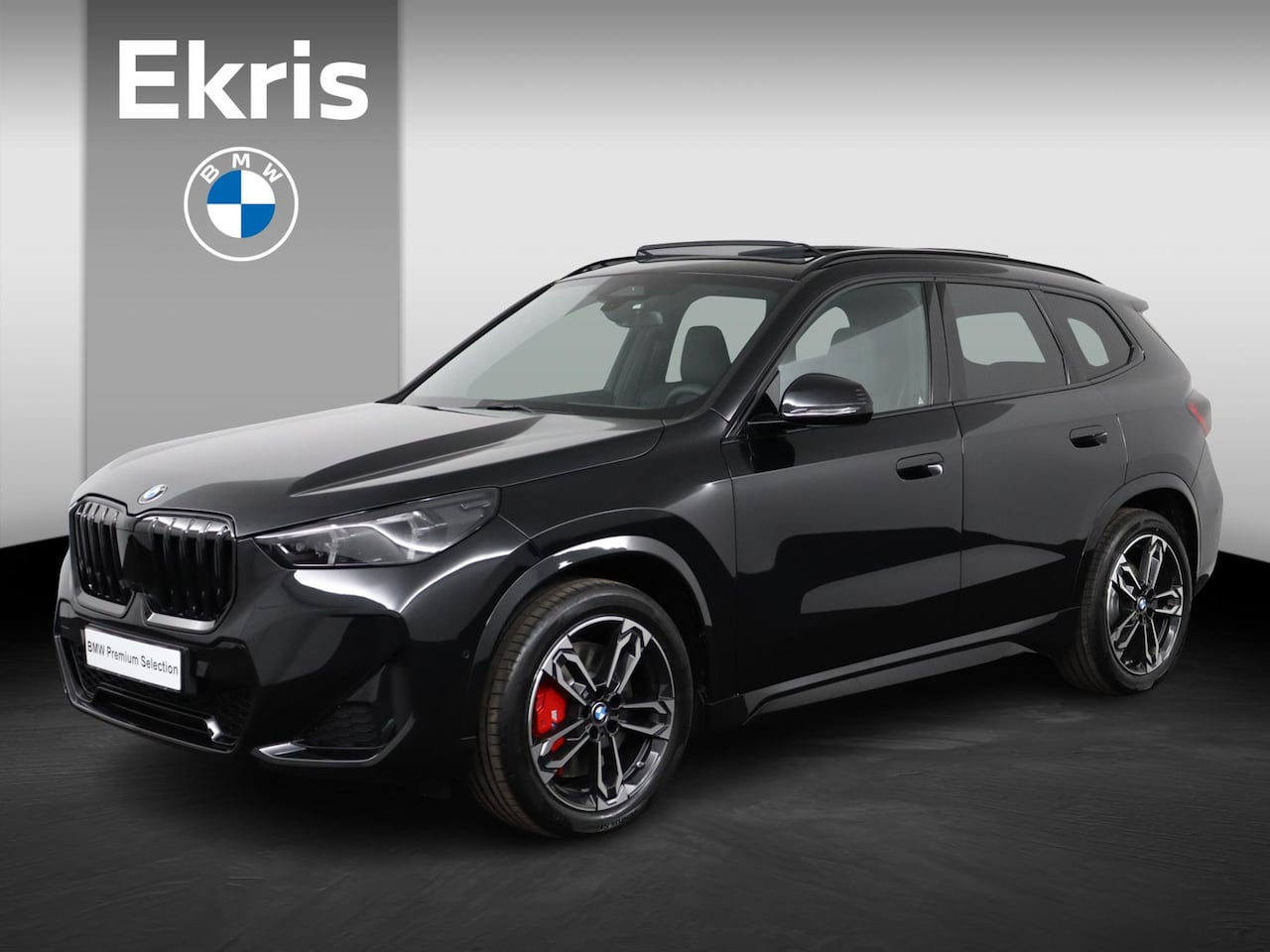 BMW X1 - sDrive20i M Sportpakket Pro | Trekhaak | Panoramadak | Driving Assistant Plus | Harman-Kar - AutoWereld.nl