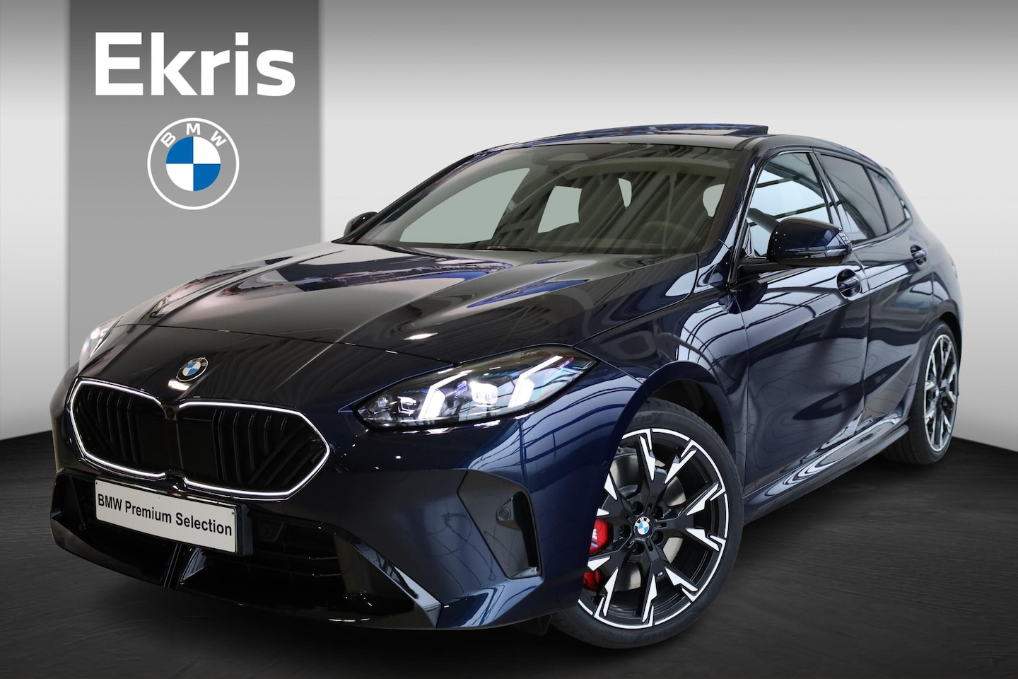 BMW 1-serie - 120 M Sport Pro | Panoramadak | Head-Up | Driving Assistant Plus | 360 Camera - AutoWereld.nl